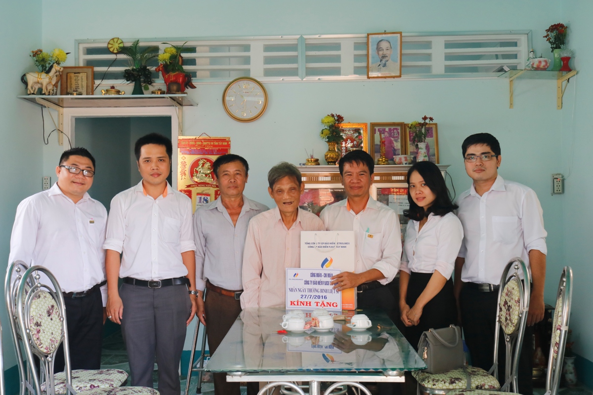 PJICO Tây Ninh thăm tặng quà cho gia đình thương binh liệt sỹ nhân ngày 27/7