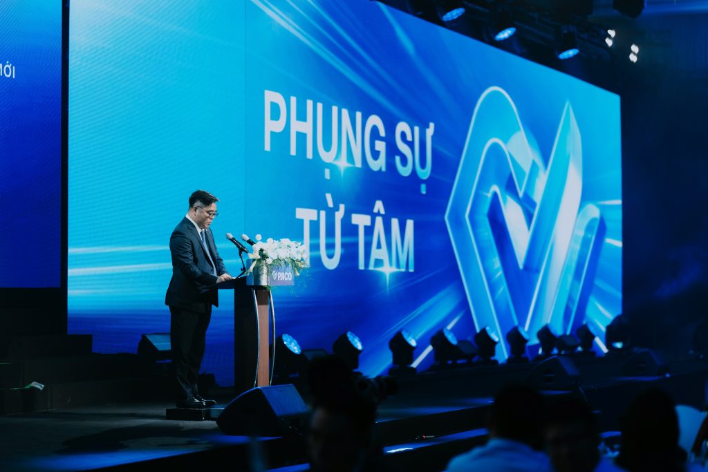 ông Ngô Việt Trung, Cục trưởng Cục Quản lý Giám sát Bảo hiểm, Bộ Tài Chính phát biểu